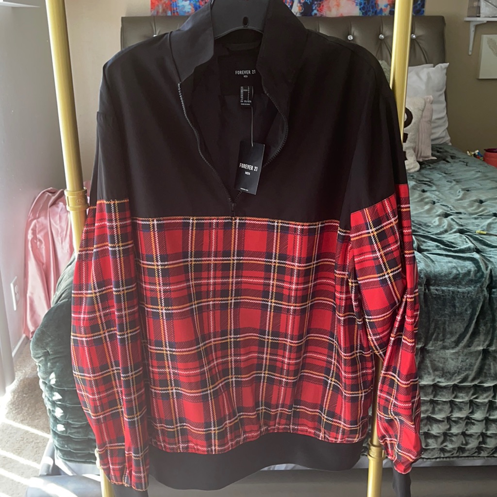 Black/Red Pullover Jacket